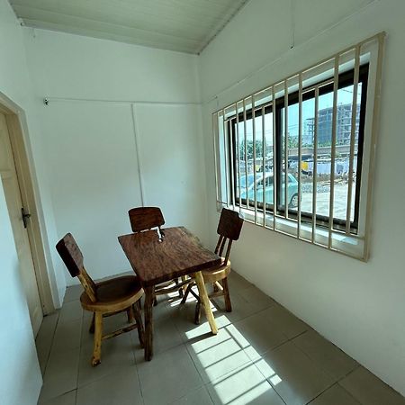 Apartament Big & Confortable House In Oxford Street Barnor Akra Zewnętrze zdjęcie